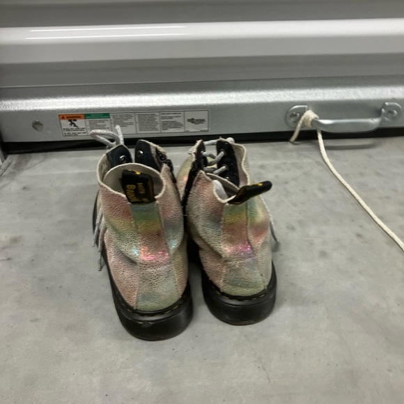 DR. MARTENS Pascal 1460 Iridescent Rainbow Lace Up Unicorn Suede Combat Boots 5 - Picture 2 of 9